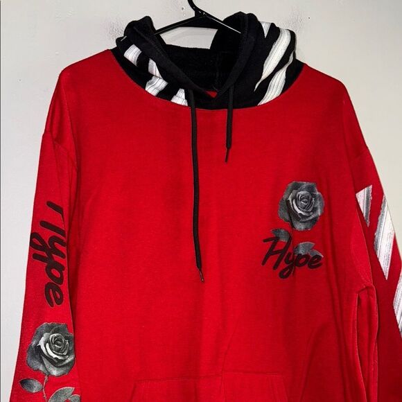 Hype Red Sweatshirt with Bold Stripes - Picture 3 of 13